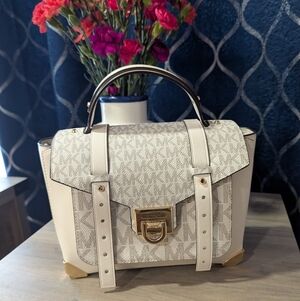 Michael Kors White and Gold Women's Bag